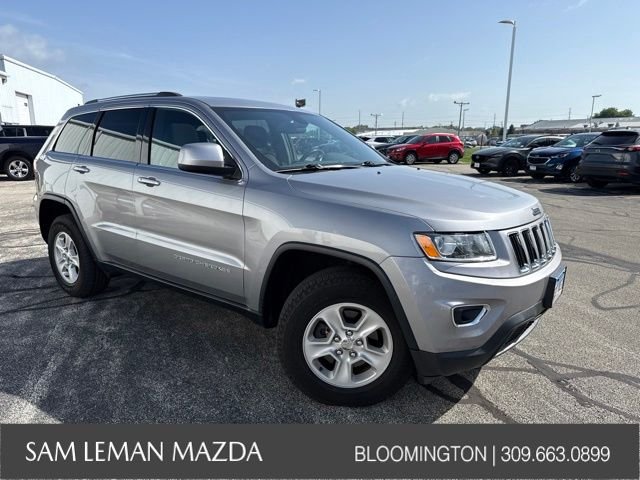 Used 2015 Silver Jeep Laredo image 1