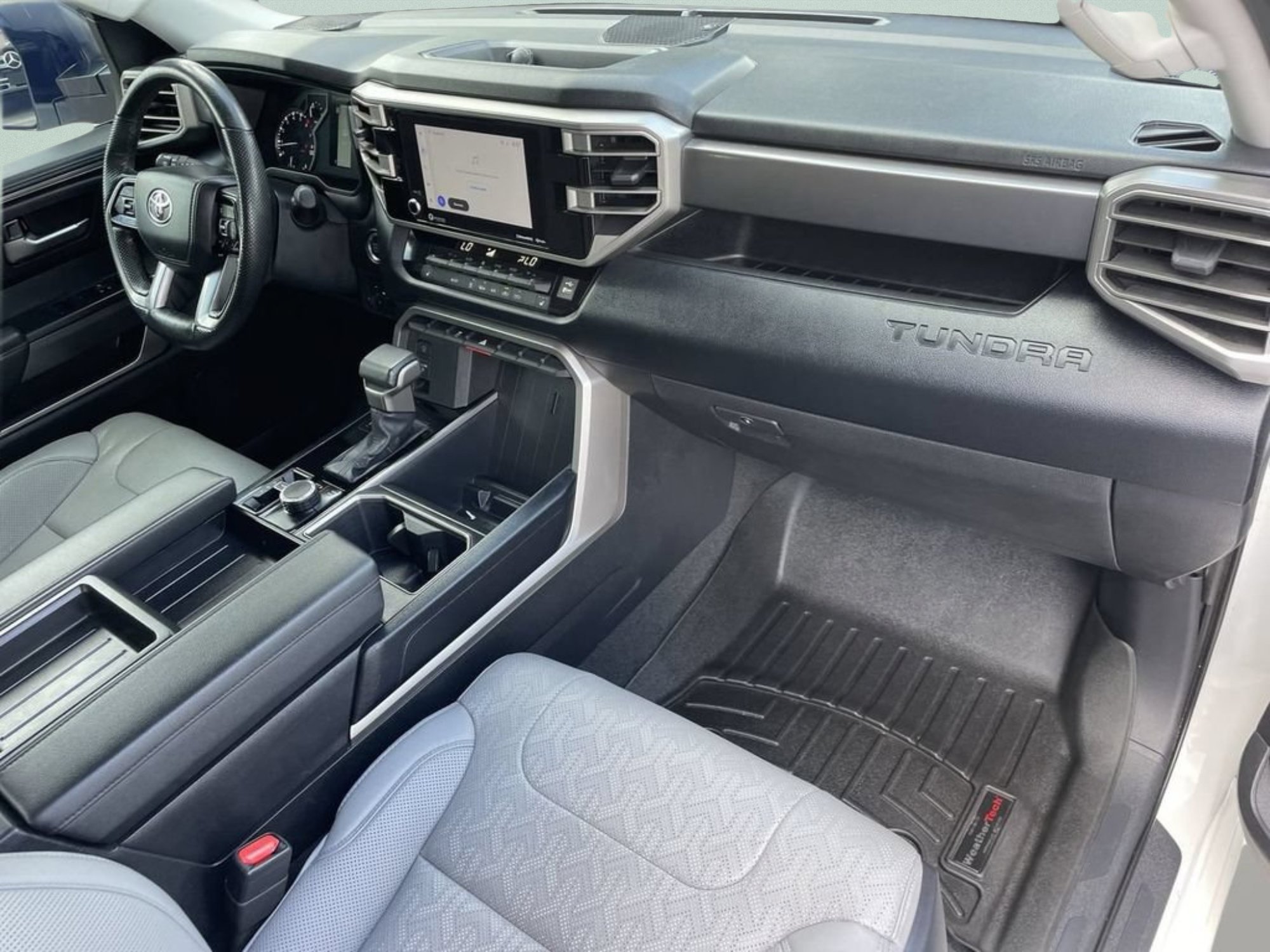 Used 2024 Ice Toyota SR5 image 10
