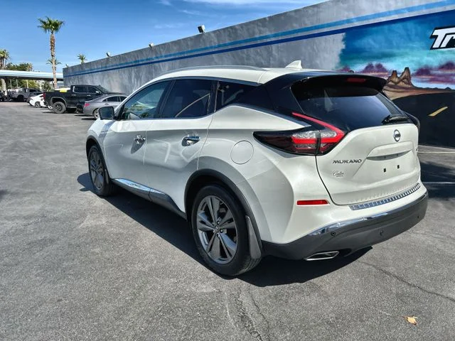 Used 2019 White Nissan Platinum image 6