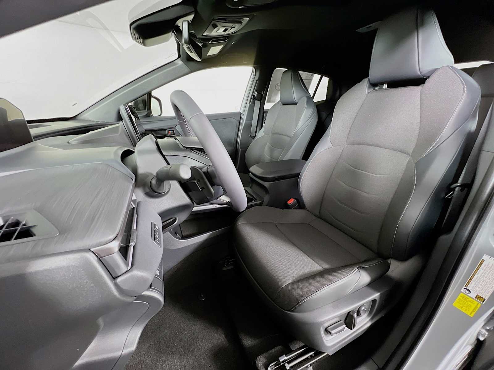 2026 Toyota C-HR — photo 13