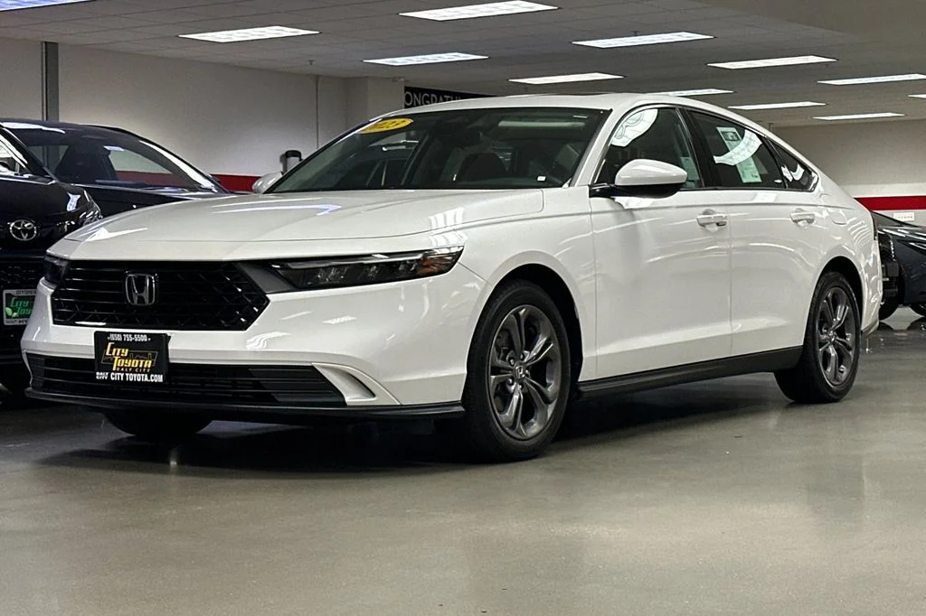 2023 Honda Accord EX - Photo 8