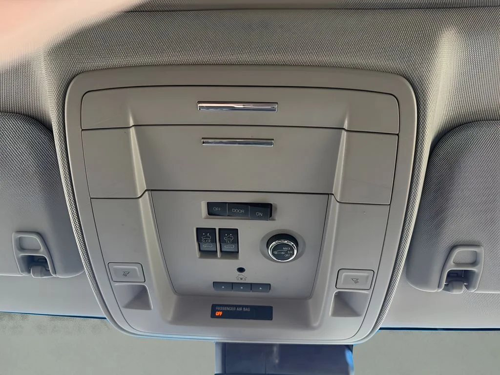 Used 2019 Black GMC Denali image 22