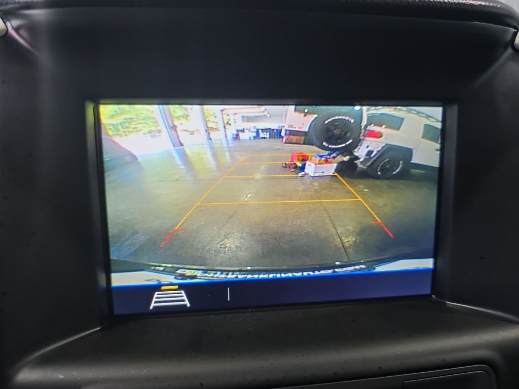 Used 2018 Gray GMC SLE image 20
