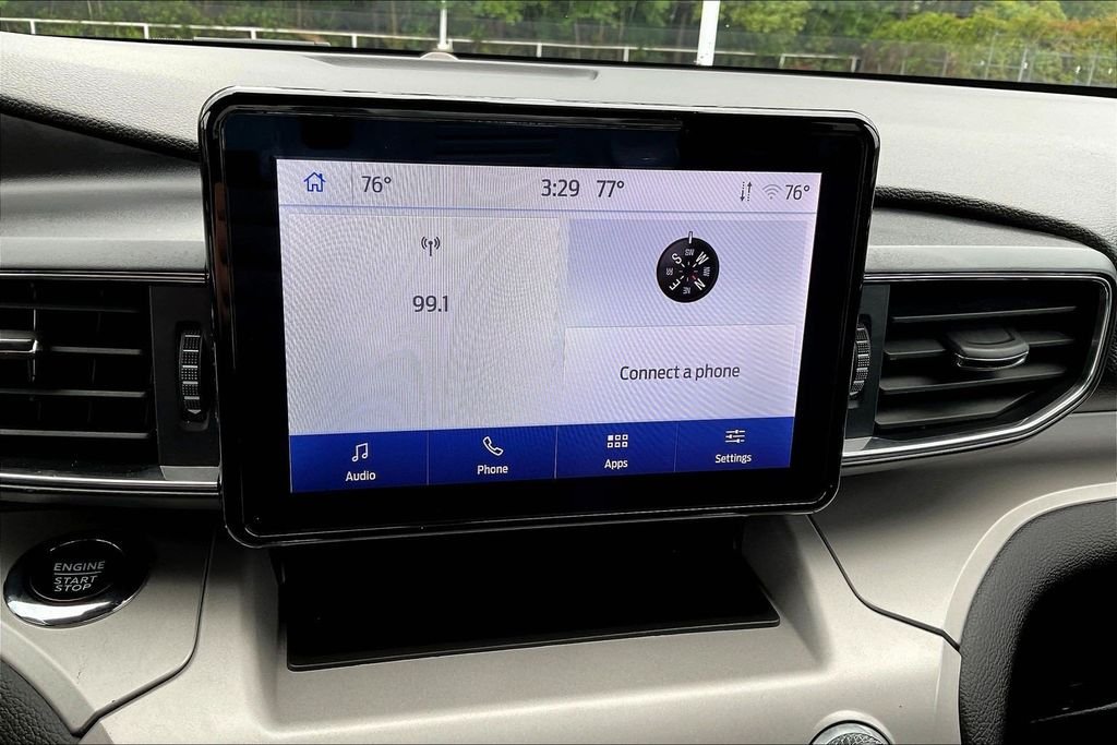 Used 2024 White Ford XLT image 18