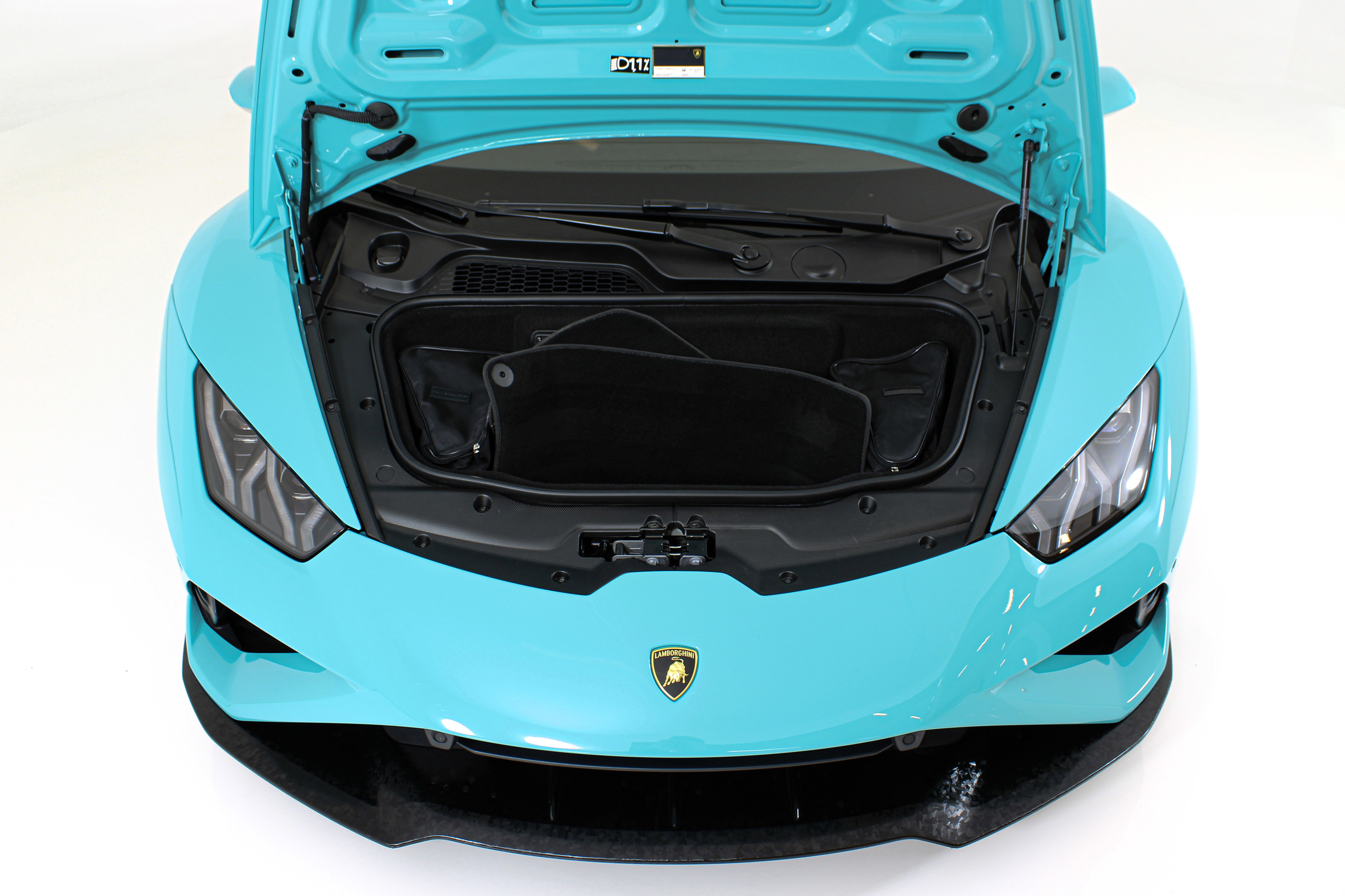 Used 2021 Blue Lamborghini  image 37