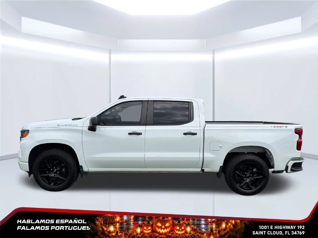 Used 2024 Summit White Chevrolet Custom image 2