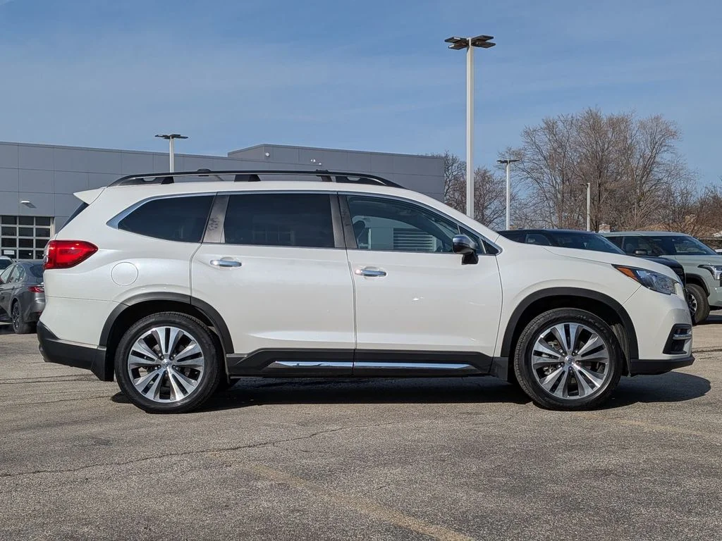 Used 2022 White Subaru Touring image 8