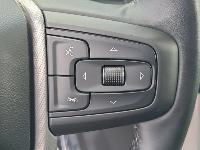 Used 2024 Onyx Black GMC Denali image 26