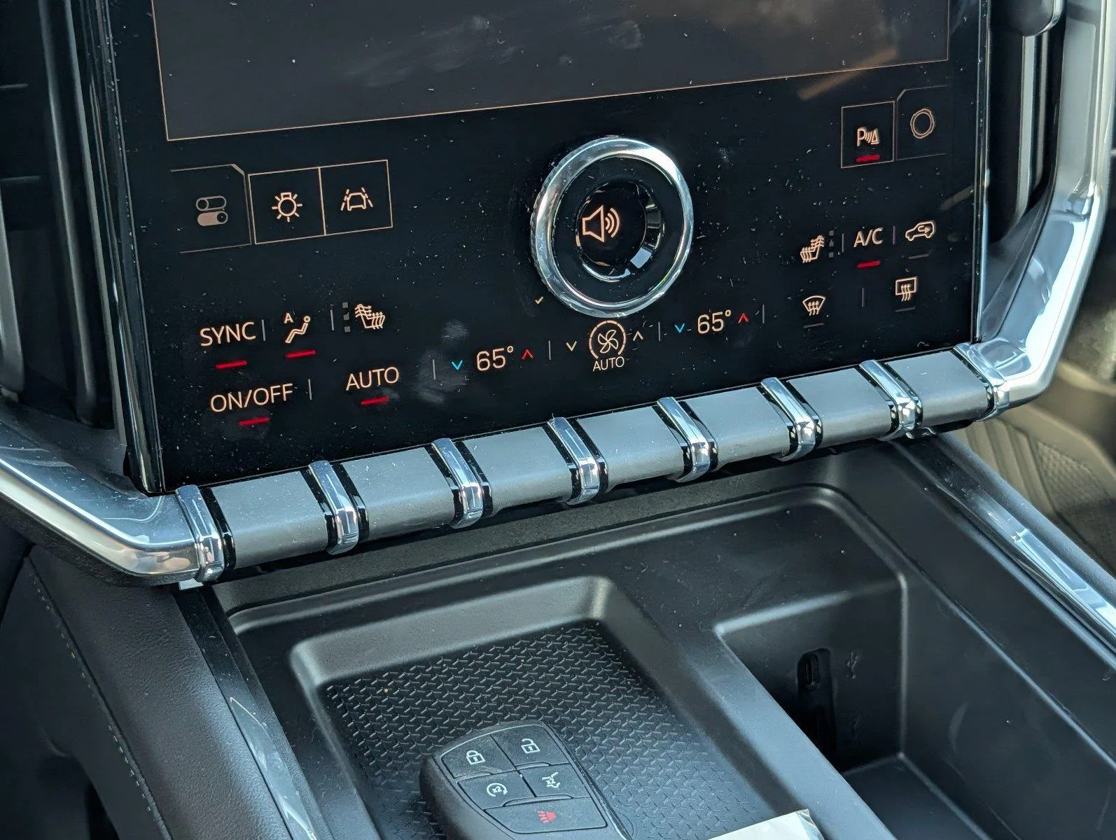 New 2026 Crystal Metallic GMC Elevation image 18