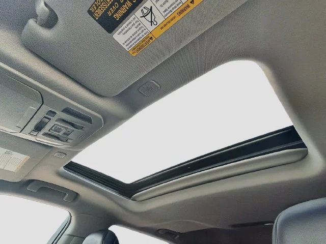 Certified Used 2023  Toyota XLE image 22