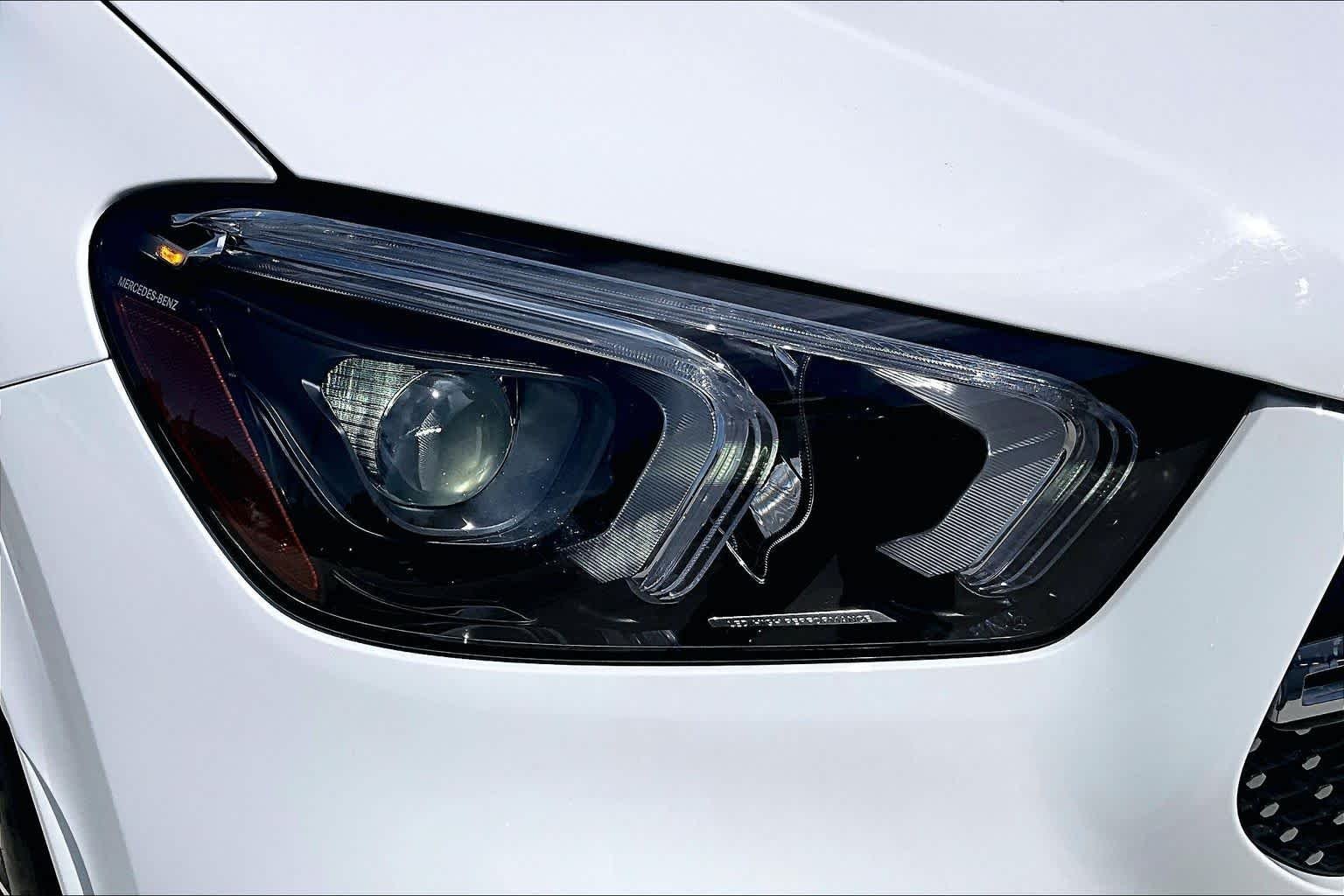 Used 2021 Polar White Mercedes-Benz GLE 350 image 26