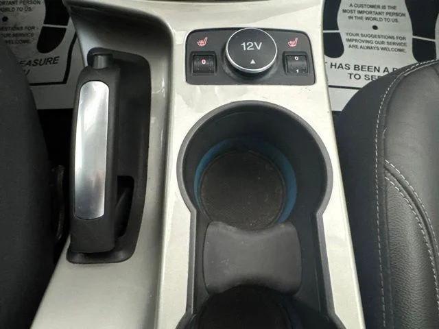 Used 2014 Ingot Silver Ford SEL image 17