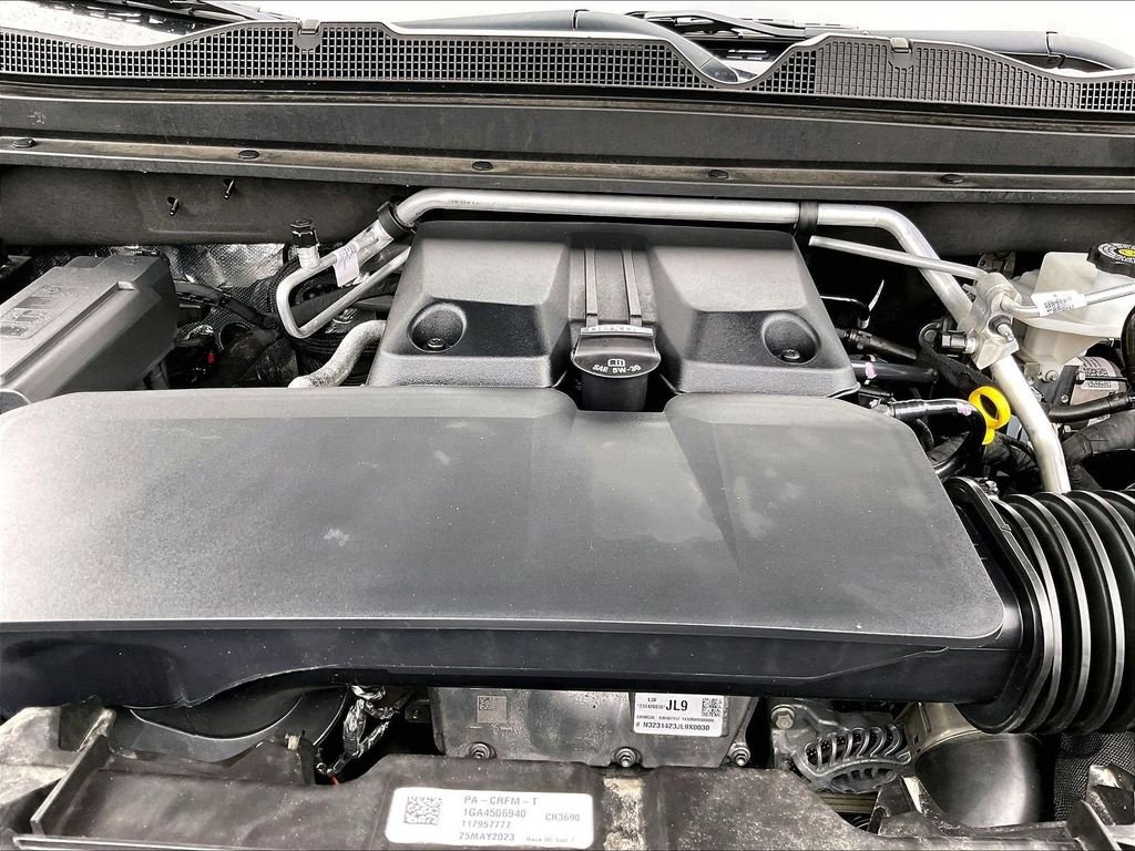 Used 2023 Black Chevrolet Z71 image 28