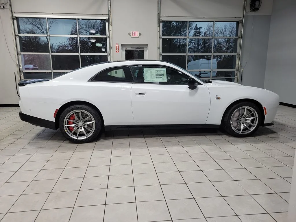 New 2026 White Knuckle Exterior Paint Dodge R/T Scat Pack image 7