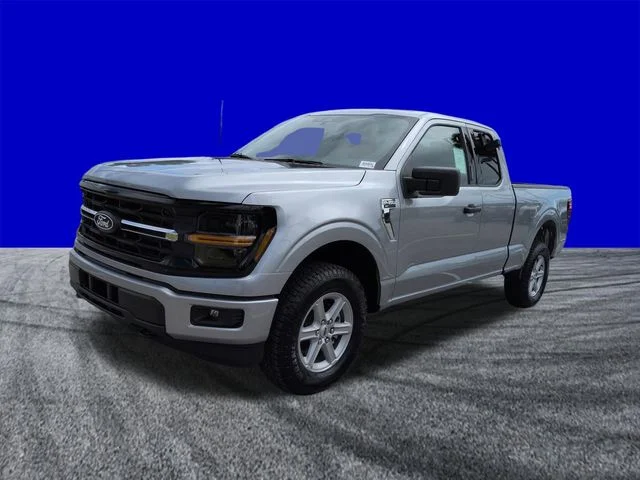 New 2026 Iconic Silver Metallic Ford XLT image 8