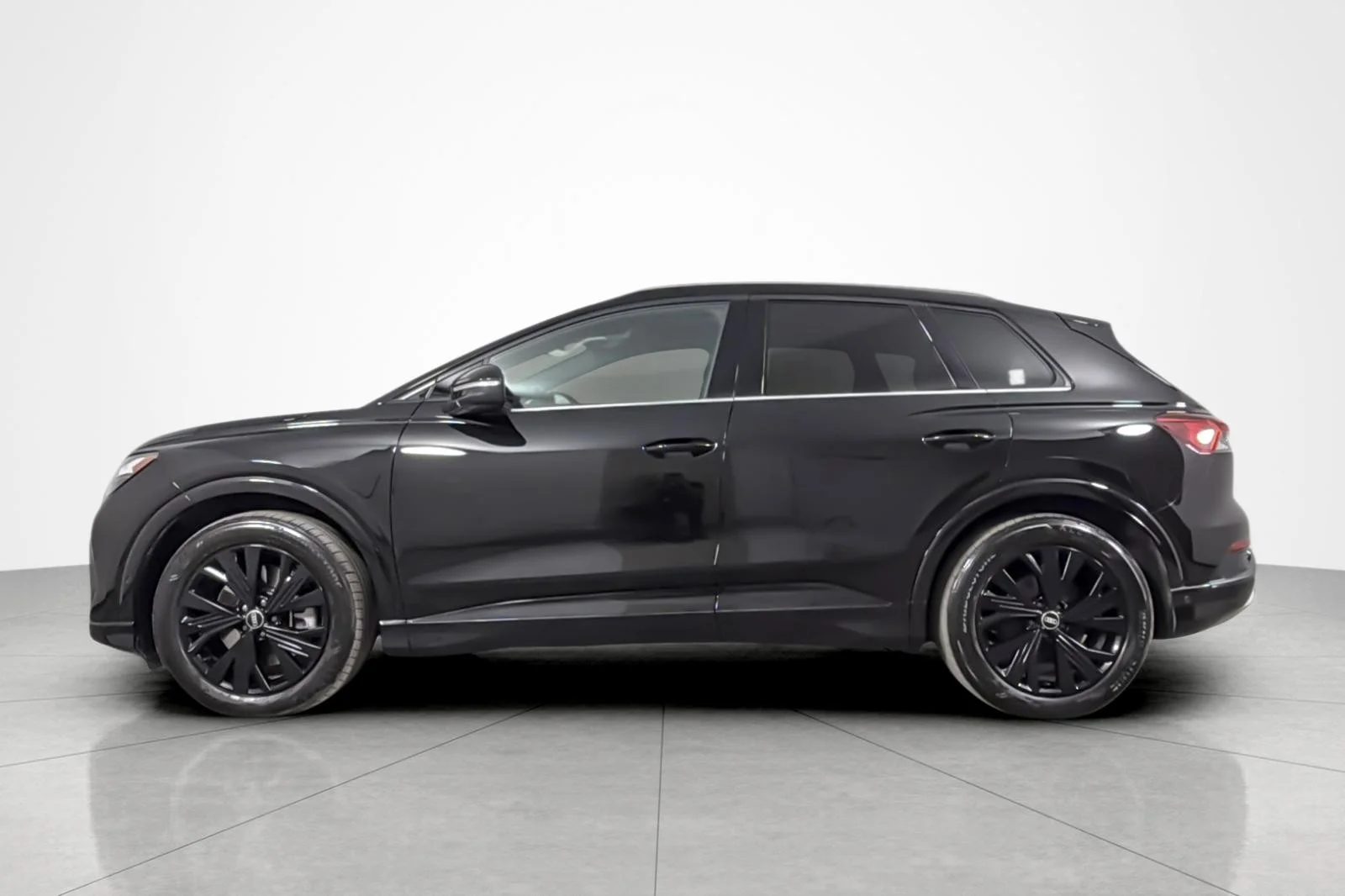 Used 2023 Mythos Black Metallic Audi Premium Plus 40 RWD image 2