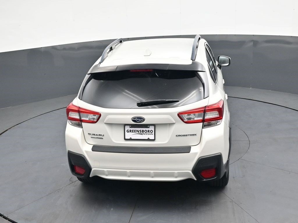Used 2018 Crystal White Pearl Subaru Premium image 26