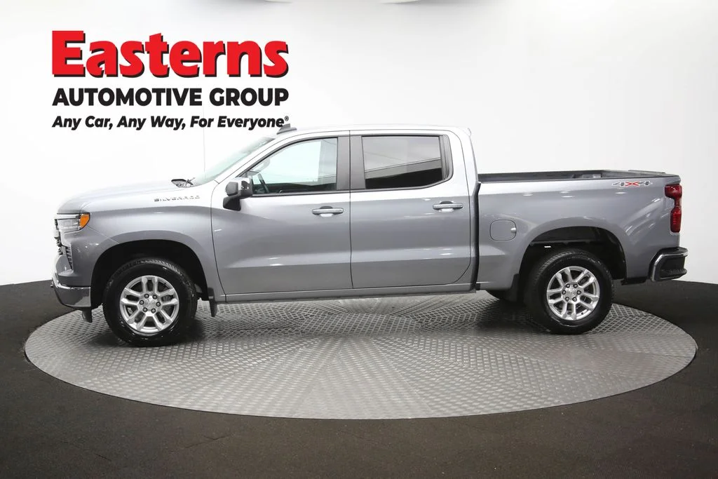 Used 2023 Gray Chevrolet LT image 61