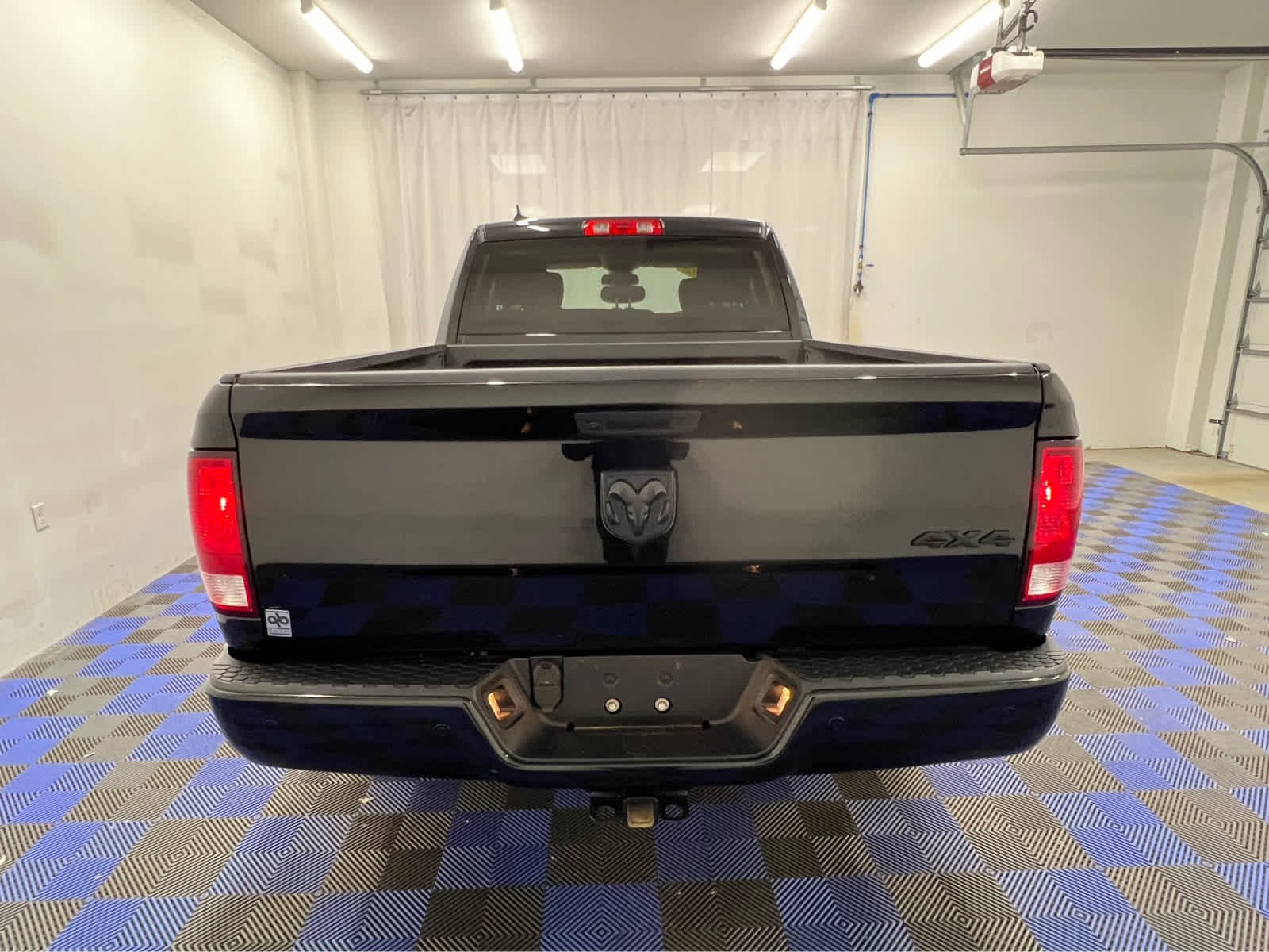 Used 2022 Diamond Black Crystal Pearlcoat Ram Warlock image 9