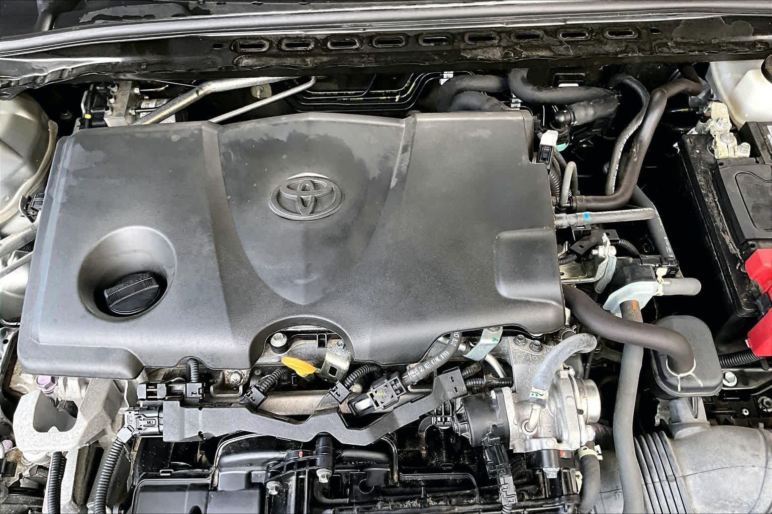 Used 2022 Celestial Silver Metallic Toyota LE image 33