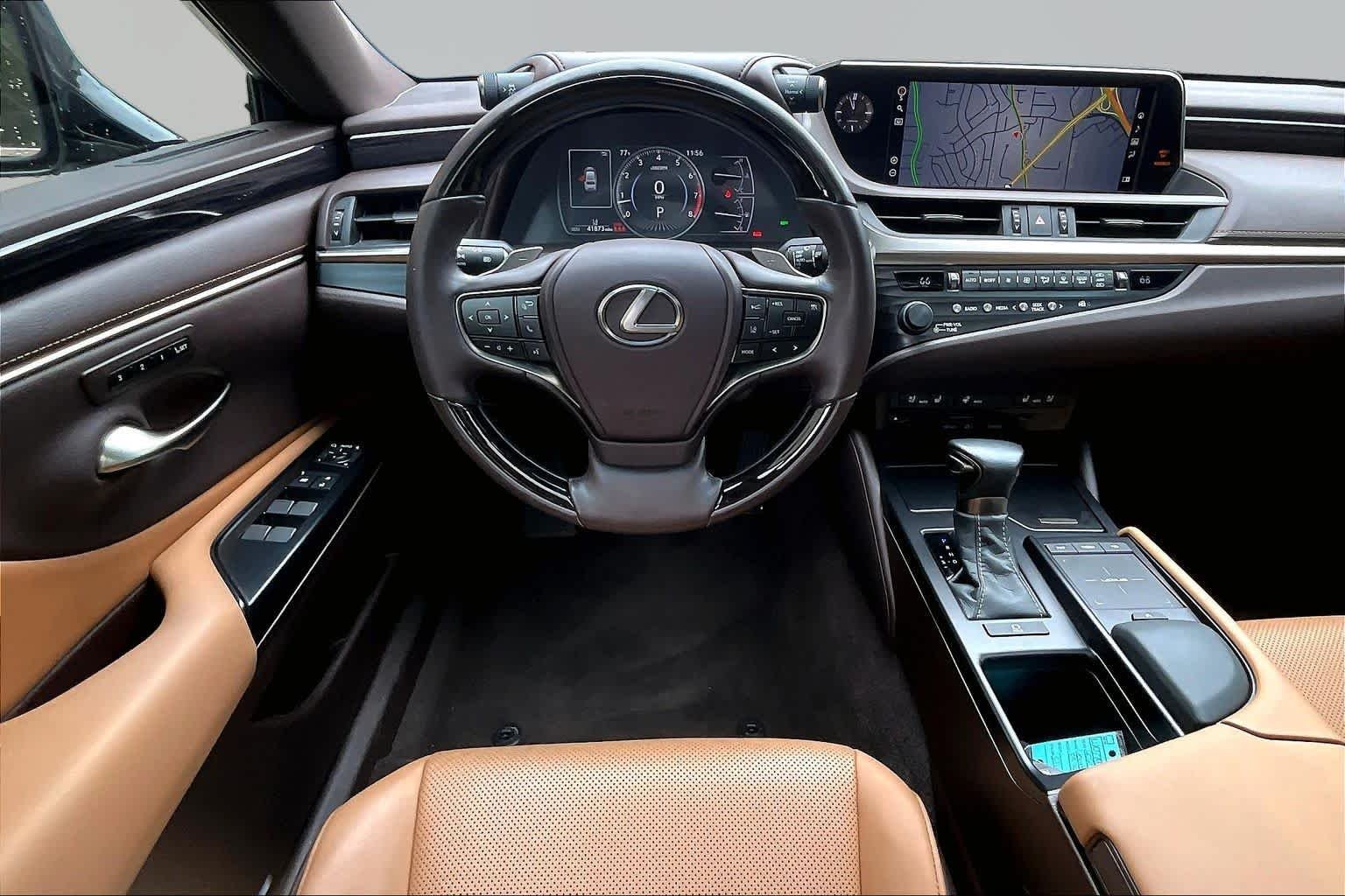 Used 2020 Atomic Silver Lexus  image 6