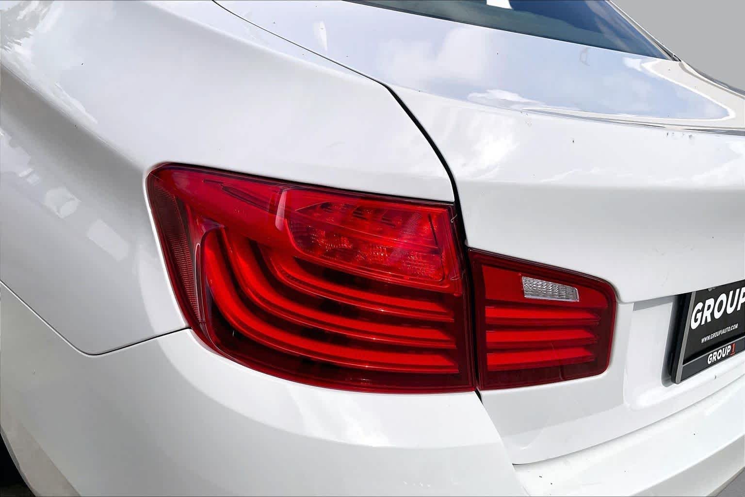 Used 2014 Alpine White BMW 535i image 26