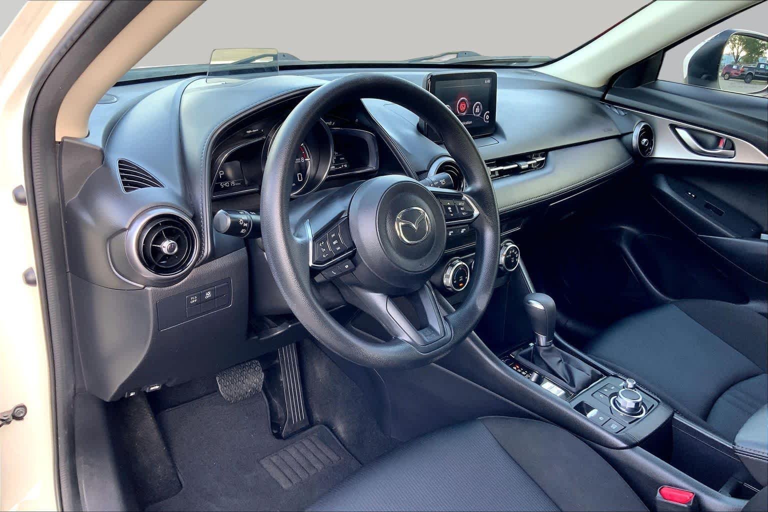 Used 2020 Snowflake White Pearl Mica Mazda Sport image 18