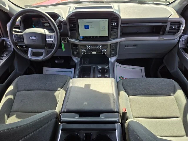 Used 2025 Red Ford XLT image 14