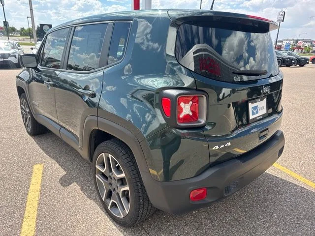 Used 2021 Technogreen Metallic Clearcoat Jeep Sport image 6