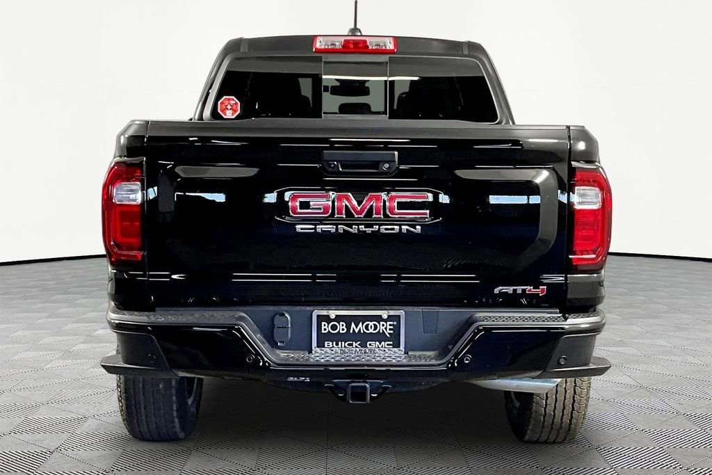 2026 GMC Canyon AT4 - Photo 4