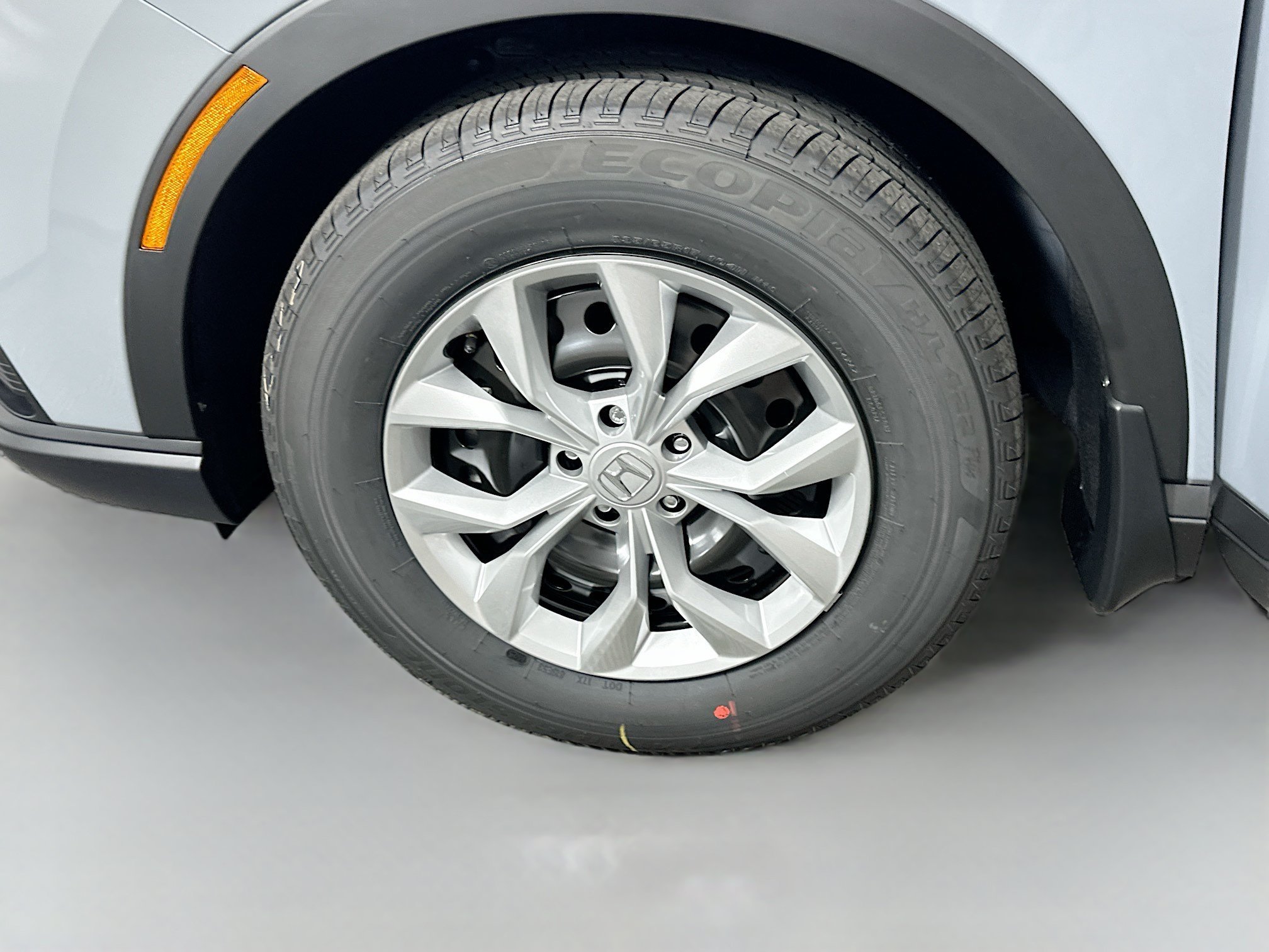 2025 Honda CR-V LX - Photo 24