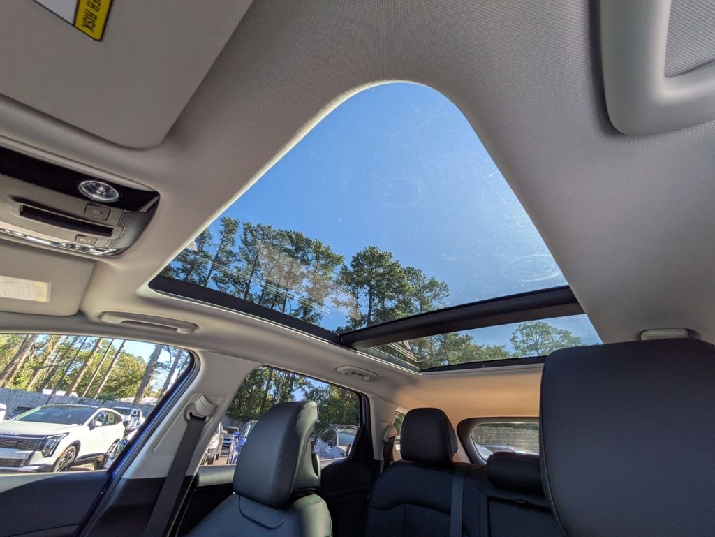 New 2026 Nebular Blue Kia SX image 22