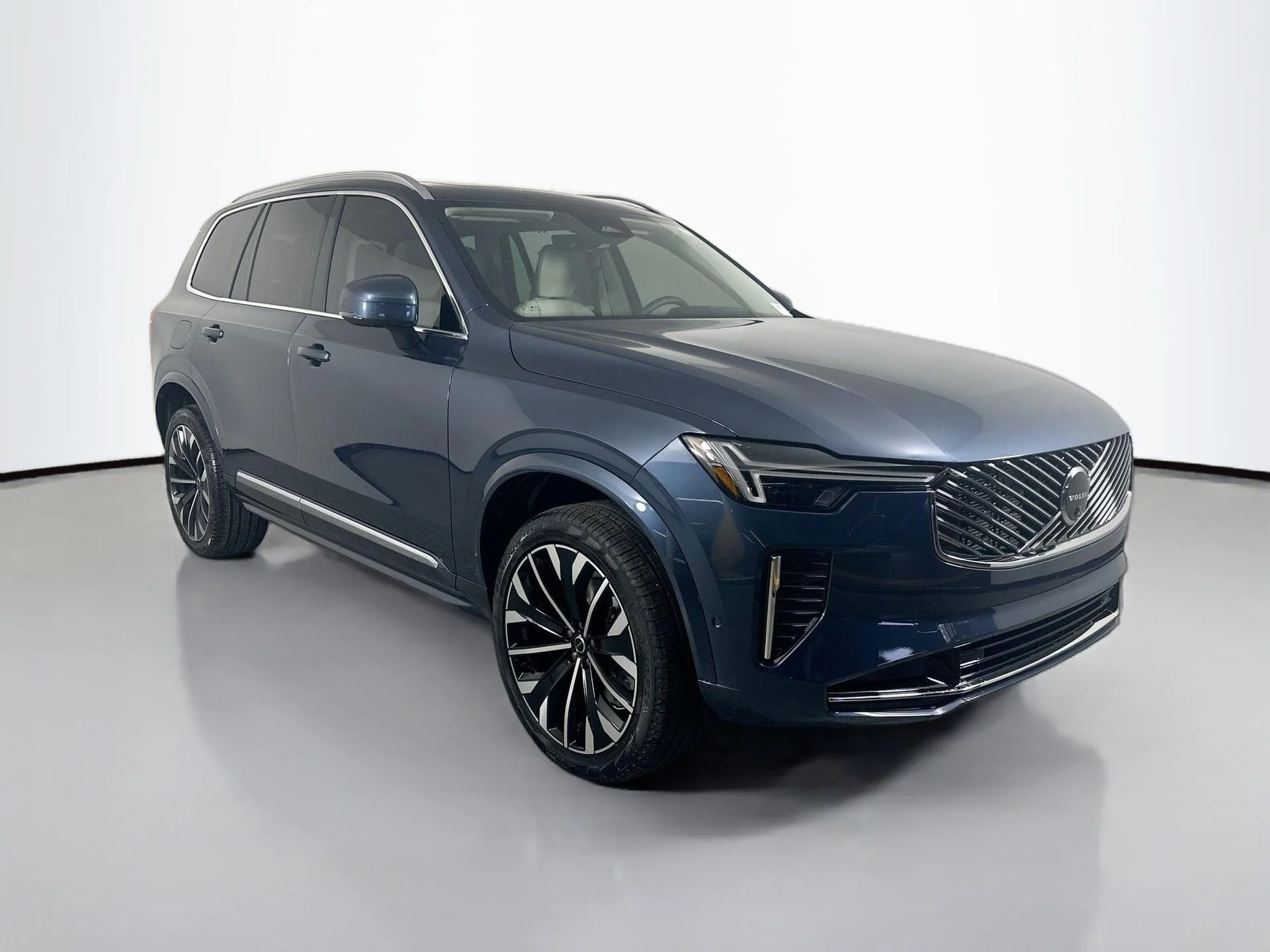 New 2026 Denim Blue Volvo Ultra image 3