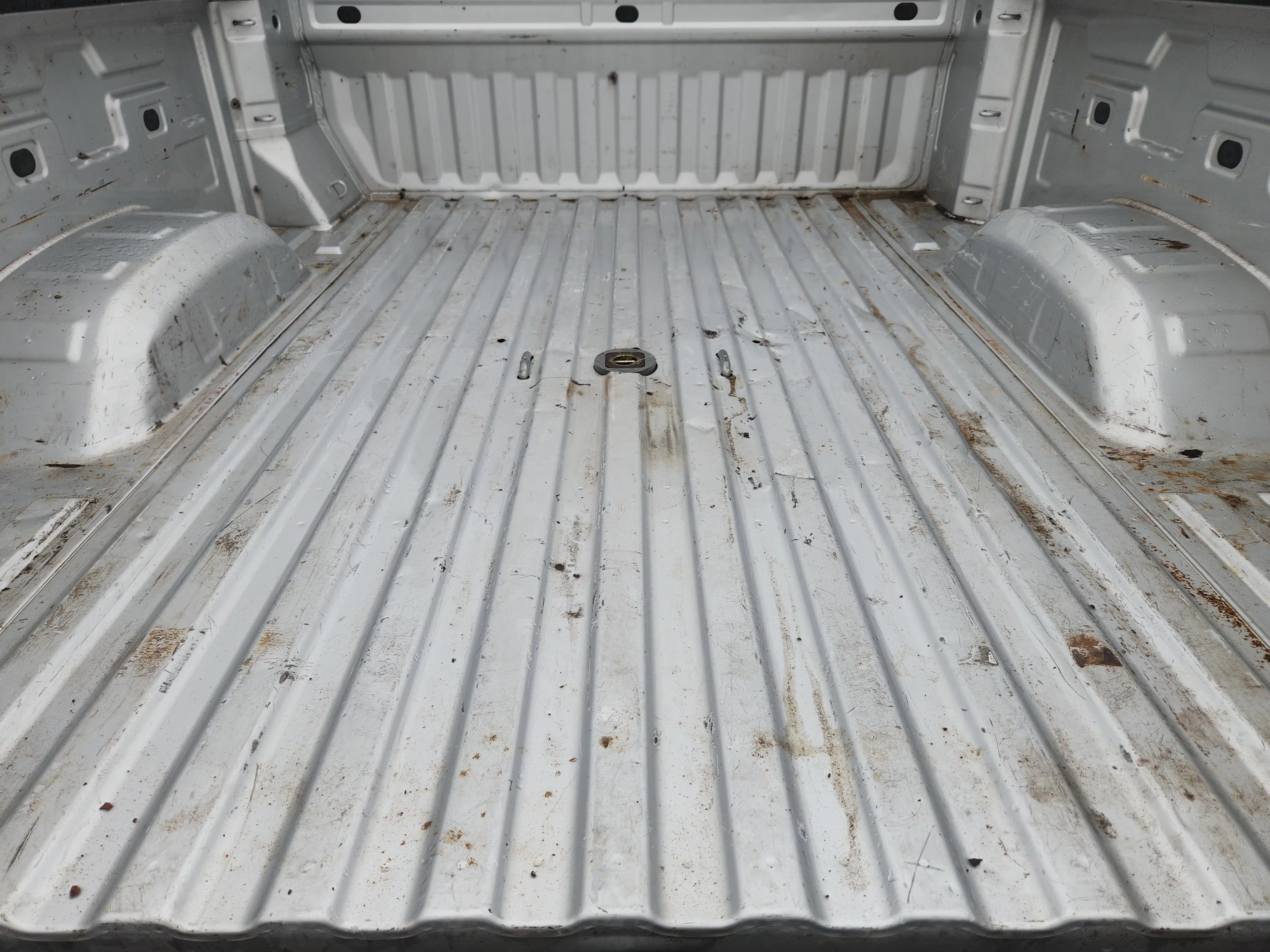 Used 2022 Silver Ice Metallic Chevrolet Work Truck image 31