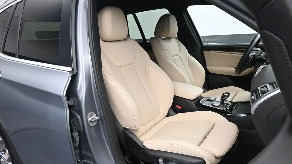 Certified Used 2023 Gray BMW sDrive30i image 18