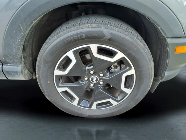 Used 2022 Gray Ford Outer Banks image 17