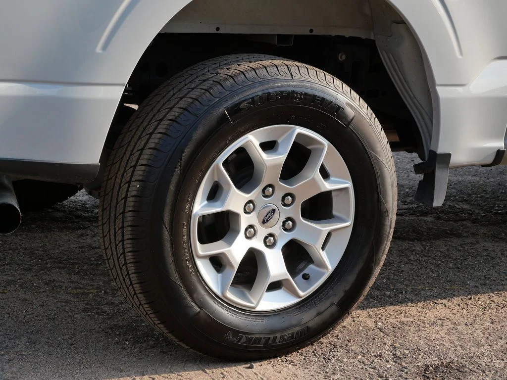 2023 Ford F-150 XLT - Photo 7