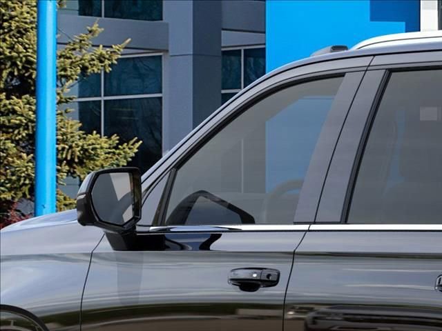 2026 Chevrolet Suburban LT - Photo 12