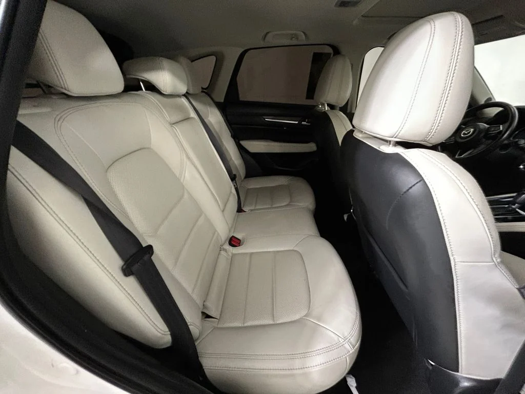 Used 2021 White Mazda Grand Touring image 17