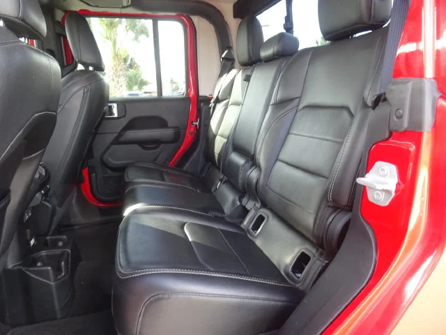 Used 2020 Red Clearcoat Jeep Overland image 9