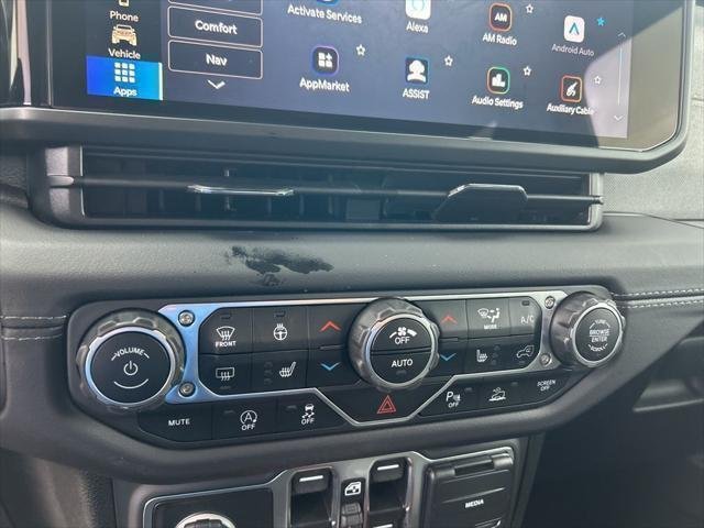 2025 Jeep Wrangler 4-Door Sahara - Photo 41