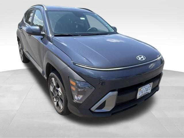 Used 2024 Blue Hyundai SEL image 9
