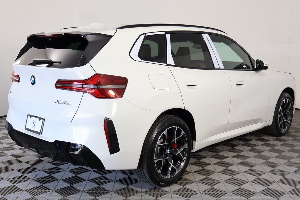 New 2026 Alpine White BMW 30 xDrive image 2