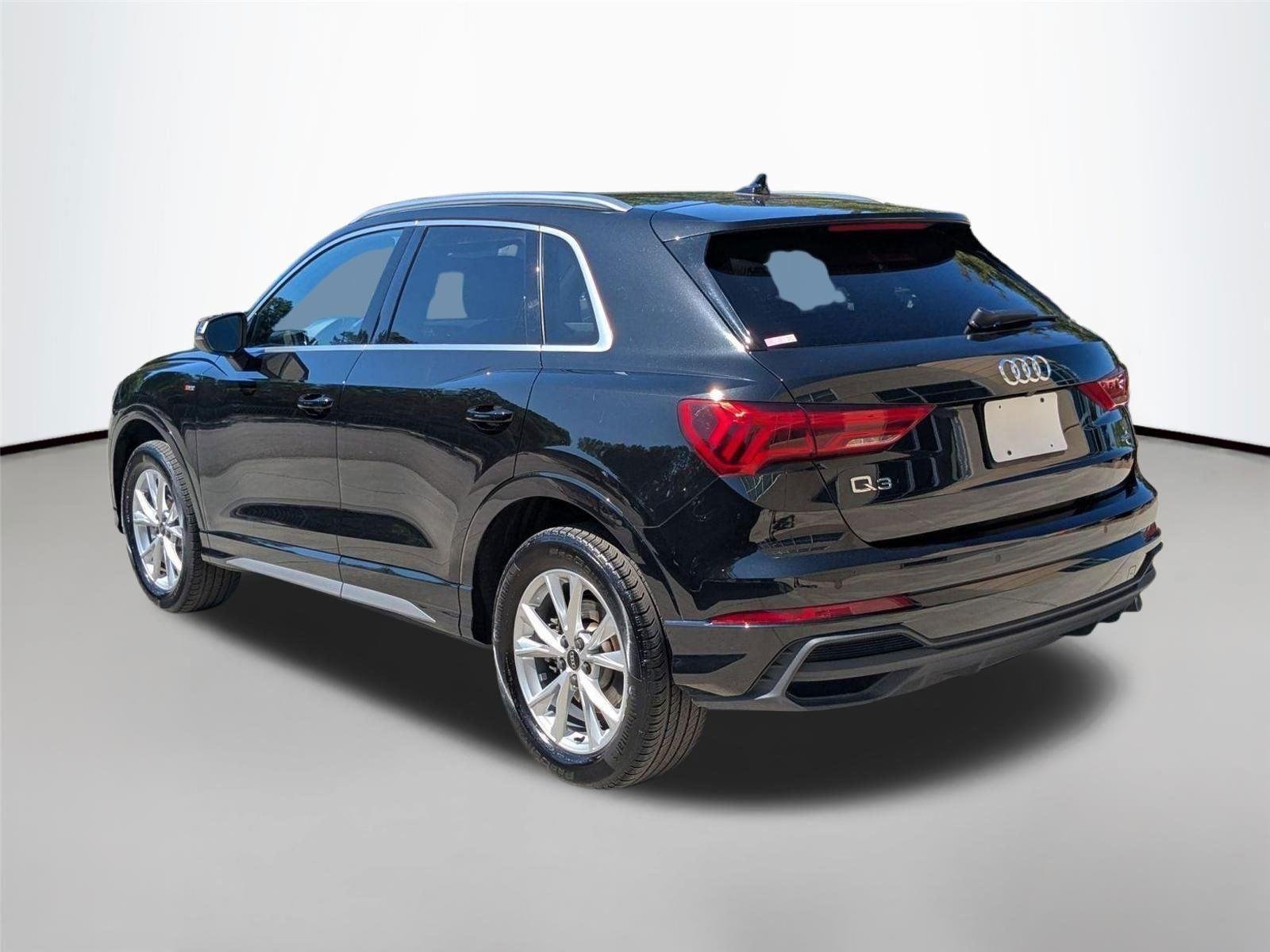 Used 2025 Mythos Black Metallic Audi S line Premium image 7