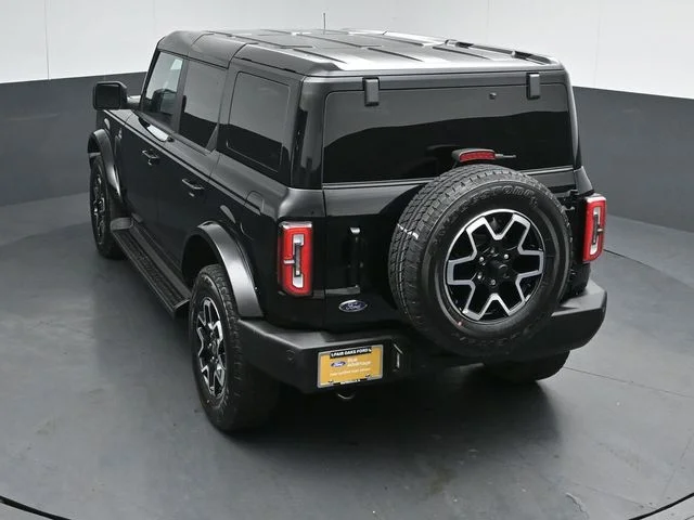 Certified Used 2025 Shadow Black Ford Outer Banks image 50