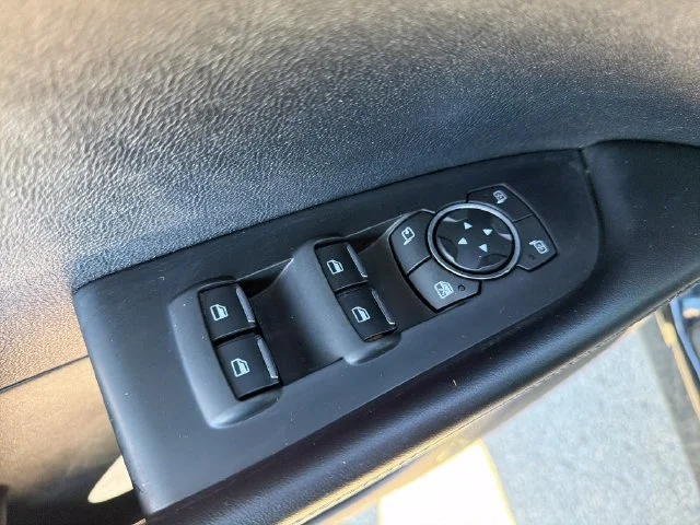 Used 2020 Black Lincoln Standard image 17