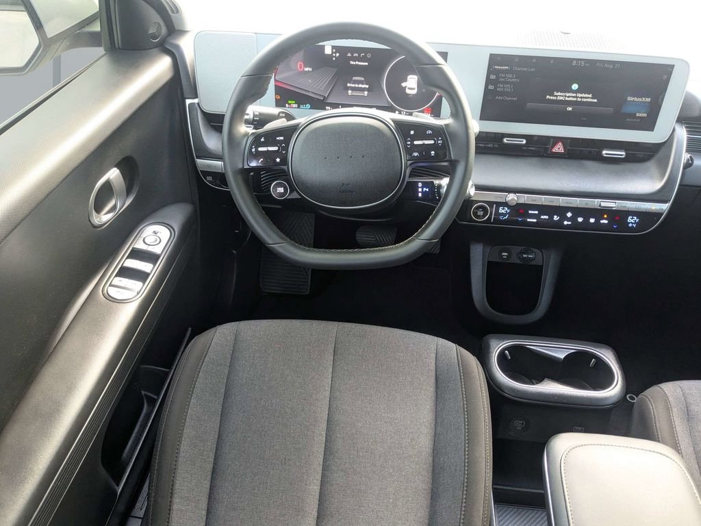Used 2024 Gray Hyundai SE image 15