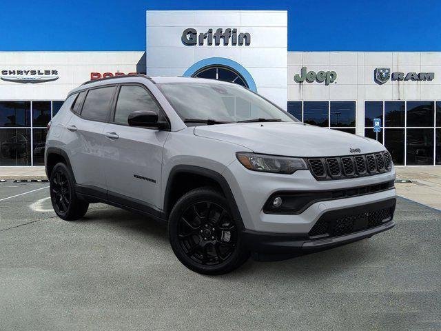 New 2026 Silver Zynith Metallic Clear-Coat Exterior Paint Jeep Latitude image 1