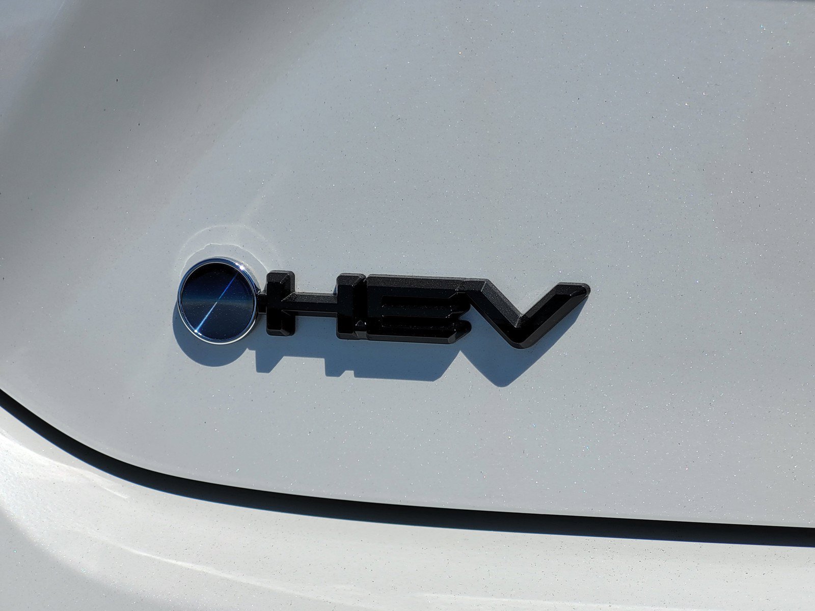 New 2026 Wind Chill Pearl <sup>1</sup> Toyota  XSE image 5