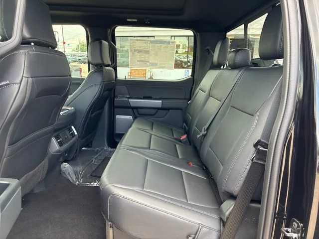 New 2026 Agate Black Metallic Ford XLT image 23